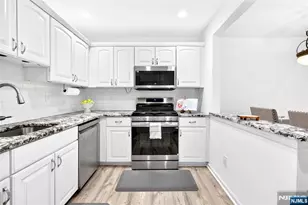 486 Cambridge Dr, Butler, NJ 07405 - Photo 11
