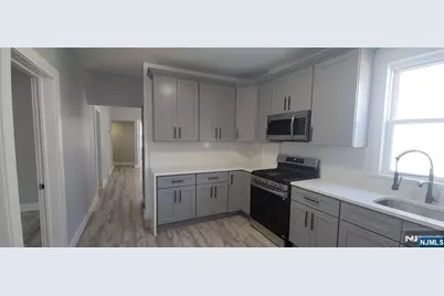 301 Burhans Avenue, Haledon, NJ 07508 - Photo 3