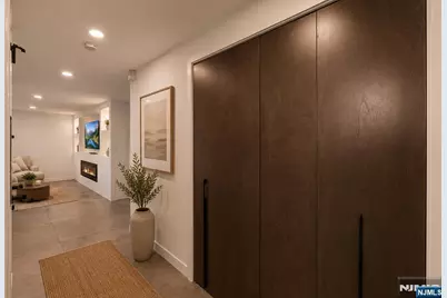 2200 N Central Road 14W #14W, Fort Lee, NJ 07024 - Photo 25