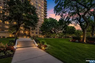 2200 N Central Road 14W, Fort Lee, NJ 07024 - Photo 41