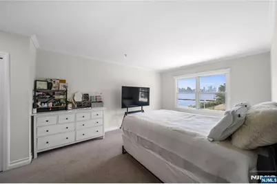 123 The Promenade 123 #123, Edgewater, NJ 07020 - Photo 11