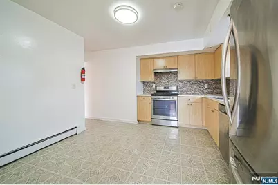 1522 10th 2 #2, Fort Lee, NJ 07024 - Photo 5