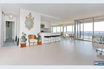 5 Horizon Road 2209 #2209, Fort Lee, NJ 07024 - Photo 17
