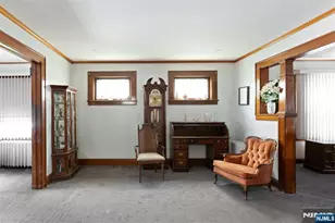 346 Page Ave, Lyndhurst Township, NJ 07071 - Photo 5
