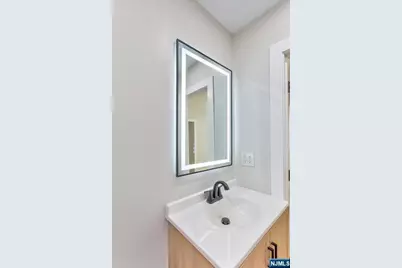 152 Clinton Street, East Orange, NJ 07017 - Photo 19