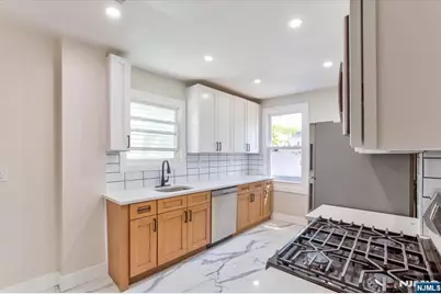 152 Clinton Street, East Orange, NJ 07017 - Photo 21
