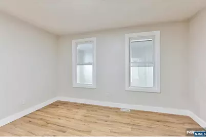 152 Clinton Street, East Orange, NJ 07017 - Photo 17