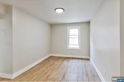 152 Clinton Street, East Orange, NJ 07017 - Photo 31