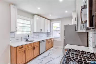 152 Clinton Street, East Orange, NJ 07017 - Photo 23