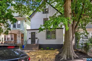 152 Clinton St, East Orange, NJ 07017 - Photo 1