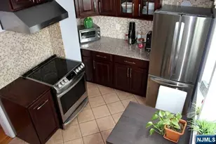 391 Semel Ave 2, Garfield, NJ 07026 - Photo 3