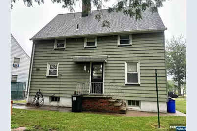 15 Willow Street, Garfield, NJ 07026 - Photo 5