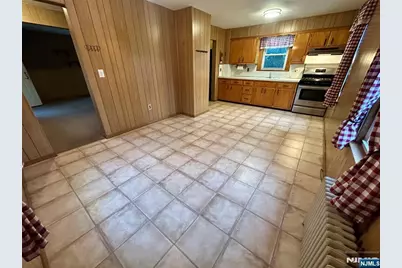 15 Willow Street, Garfield, NJ 07026 - Photo 17