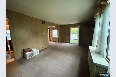 15 Willow Street, Garfield, NJ 07026 - Photo 11
