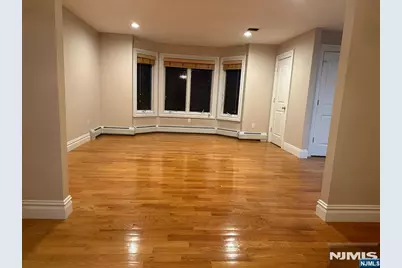 333 Roff Avenue, Palisades Park, NJ 07650 - Photo 15