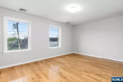 311 Page Avenue, Lyndhurst Township, NJ 07071 - Photo 21
