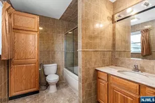 311 Page Ave, Lyndhurst Township, NJ 07071 - Photo 23
