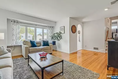 48 Woodland Avenue, Verona, NJ 07044 - Photo 5