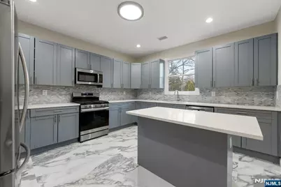 3013 High Street, Fair Lawn, NJ 07410 - Photo 5