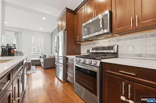 75 Roosevelt Dr, Wood Ridge, NJ 07075 - Photo 15