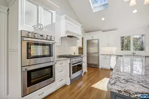 5 Winding Way, Saddle River, NJ 07458 - Photo 9