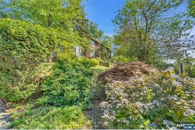 155 Paulin Boulevard, Leonia, NJ 07605 - Photo 45