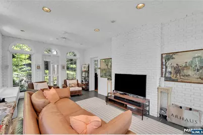 155 Paulin Boulevard, Leonia, NJ 07605 - Photo 21