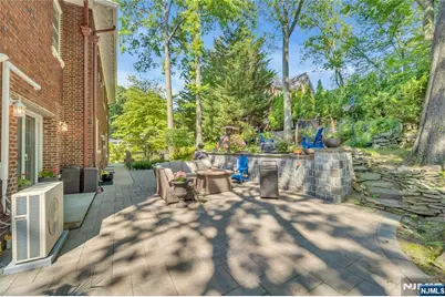155 Paulin Boulevard, Leonia, NJ 07605 - Photo 39