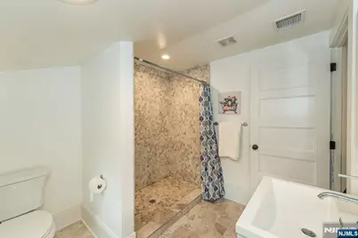 202 Watchung Avenue, Montclair, NJ 07043 - Photo 39