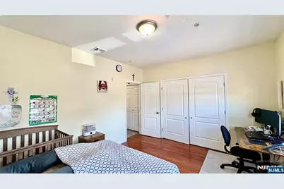 47 Campbell Avenue 2R #2R, Hackensack, NJ 07601 - Photo 5