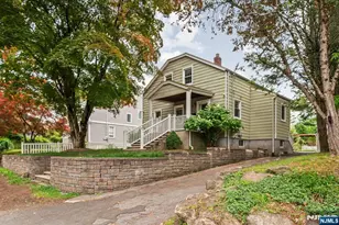 54 Chestnut Ave, Park Ridge, NJ 07656 - Photo 1