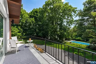 140 N Farview Ave, Paramus, NJ 07652 - Photo 25