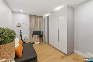 100 Carlyle Dr Vg6, Cliffside Park, NJ 07010 - Photo 21