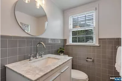291 Midvale Street, Ridgewood, NJ 07450 - Photo 15