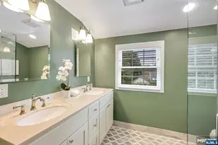 291 Midvale St, Ridgewood, NJ 07450 - Photo 19