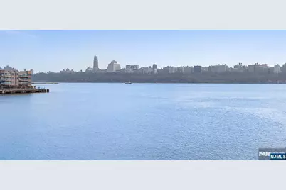 129 The Promenade, Edgewater, NJ 07020 - Photo 15