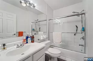 129 The Promenade, Edgewater, NJ 07020 - Photo 9