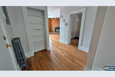 154 Undercliff Avenue 6 #6, Edgewater, NJ 07020 - Photo 15