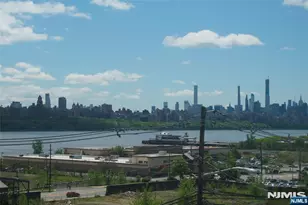 154 Undercliff Ave 6, Edgewater, NJ 07020 - Photo 1