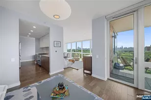 618 Hudson Park, Edgewater, NJ 07020 - Photo 13