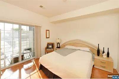 503 Bushes Lane, Elmwood Park, NJ 07407 - Photo 13
