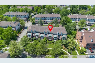 8 Wadsworth Court, Teaneck Township, NJ 07666 - Photo 43