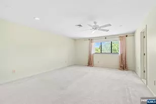 8 Wadsworth Ct, Teaneck Township, NJ 07666 - Photo 25