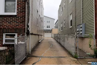 270-272 12th Street, Newark, NJ 07107 - Photo 29