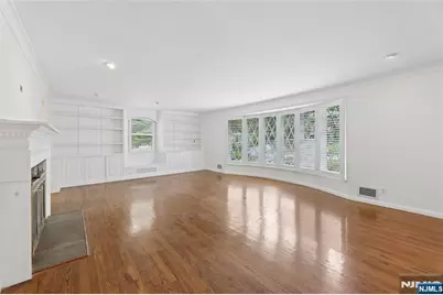 26 Glenwood Road, Tenafly, NJ 07670 - Photo 3