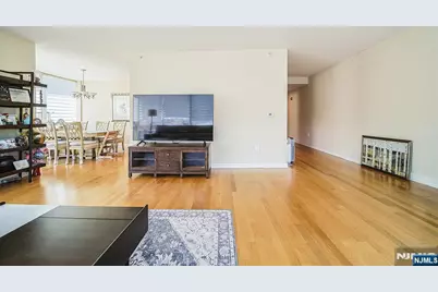 918 Hudson Park, Edgewater, NJ 07020 - Photo 15