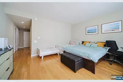 918 Hudson Park, Edgewater, NJ 07020 - Photo 3