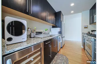 918 Hudson Park, Edgewater, NJ 07020 - Photo 23