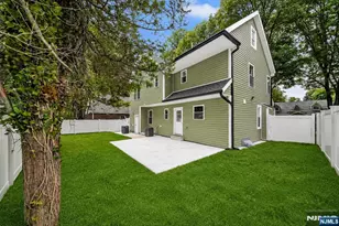 1676 Irene Ct, Teaneck Township, NJ 07666 - Photo 29