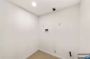 1676 Irene Ct, Teaneck Township, NJ 07666 - Photo 27